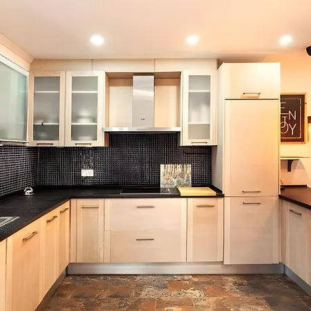Villa Luxury 3 Beds Inside